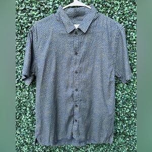 7 for all mankind men’s button up shirt . New condition